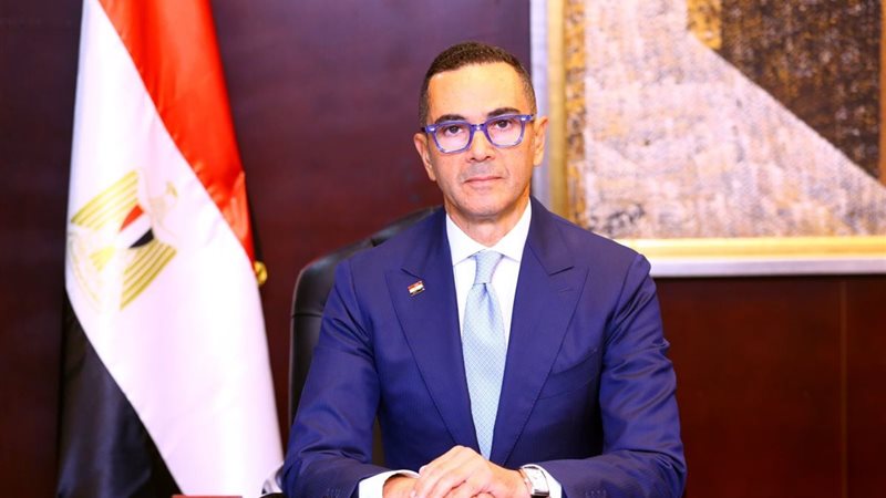 وزير الاستثمار يدعو