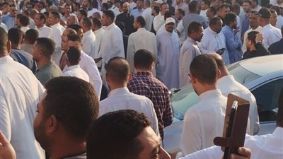لليوم الثاني على  التوالي السفارات والقنصليات المصرية في الخارج تستقبل المصرين 