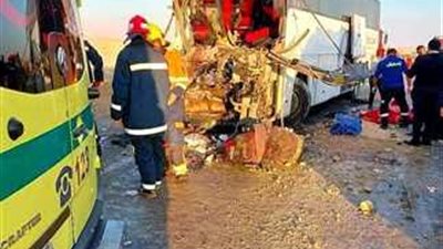 معظمهم أجانب.. مصرع شخصين وإصابة 36 آخرين في حادث على طريق رأس غارب