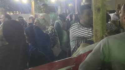 توافد كبير على مدرسة المنوات الثانوية بنين في ثاني أيام انتخابات مجلس النواب| صور