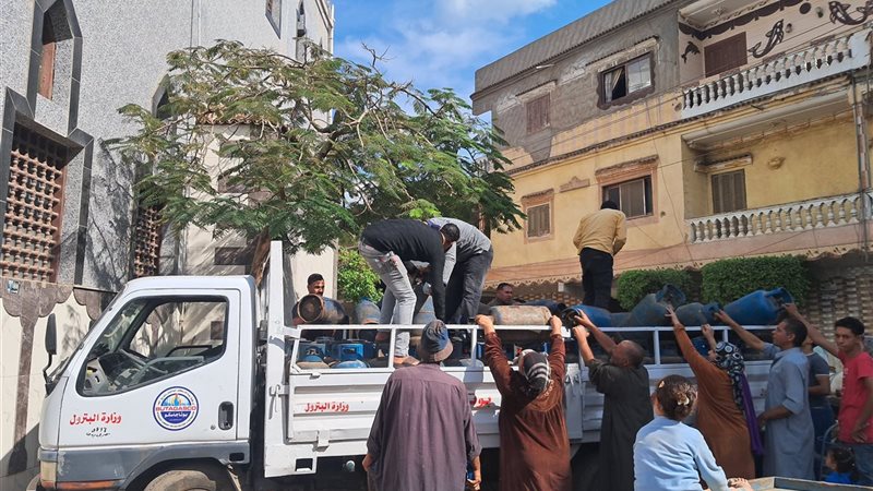 عربات المستودعات