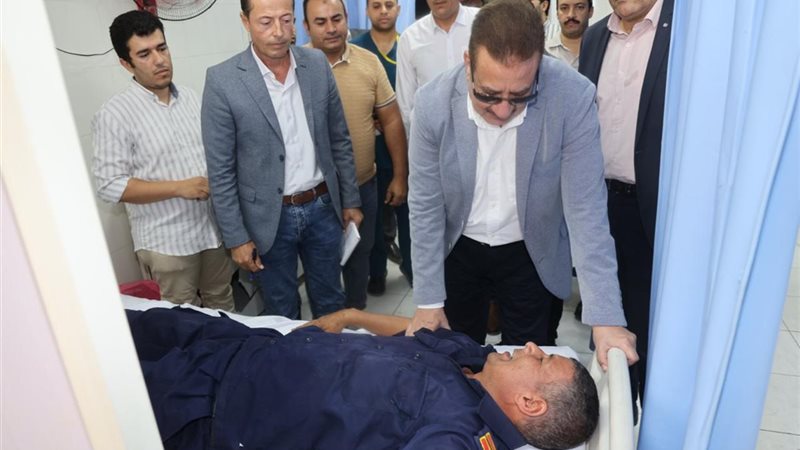 محافظ المنوفية أثناء