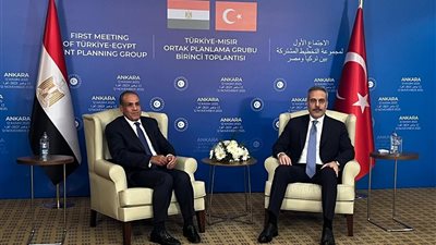 مباحثات مصرية – تركية في أنقرة لتعزيز العلاقات الثنائية والتنسيق حول القضايا الإقليمية