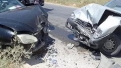 مصرع وإصابة 7 في حادث تصادم سيارتين على دائري العريش