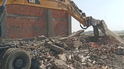 استرداد 264 فدانًا و1722 متر مربع خلال تنفيذ 61 قرار إزالة بأسيوط