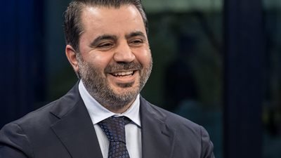 الزيارة الأولى لحكومة الشرع.. الشيباني يتوجه للصين لإعادة تشكيل العلاقات 