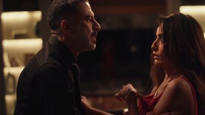 زينة تتصدر الشوسيال ميديا بسبب ورد وشوكولاته.. فماذ قال الجمهور عنها؟