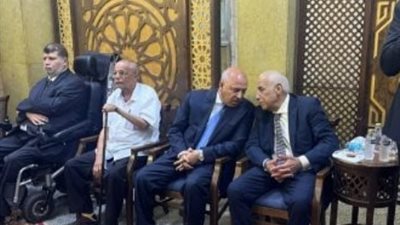 كامل الوزير يقدم واجب العزاء فى محمد صبرى نجم الزمالك السابق