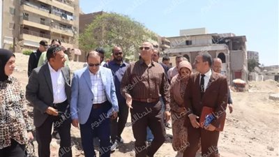 محافظ القليوبية يتفقد أعمال المرحلة الجديدة من ممشى أهل مصر ببنها