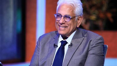 مفكر سياسي: القائمة الموحدة تعكس رأي واحد فقط.. وأتمنى إعادة النظر بالنظام الانتخابي