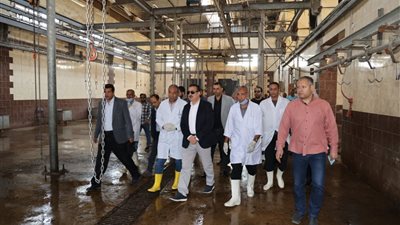 جولة ميدانية لمحافظ المنوفية لمتابعة سير العمل بالمجزر نصف الآلي في الباجور
