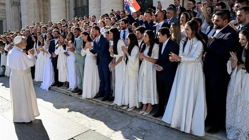 البابا لاون بابا