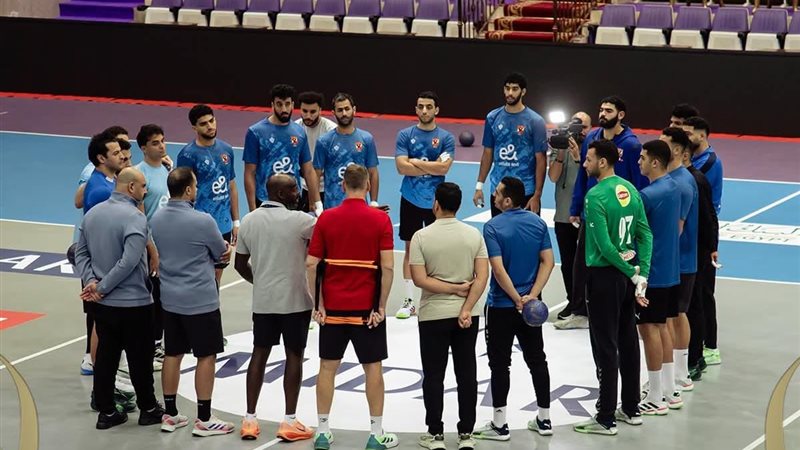 الفريق الأول لكرة