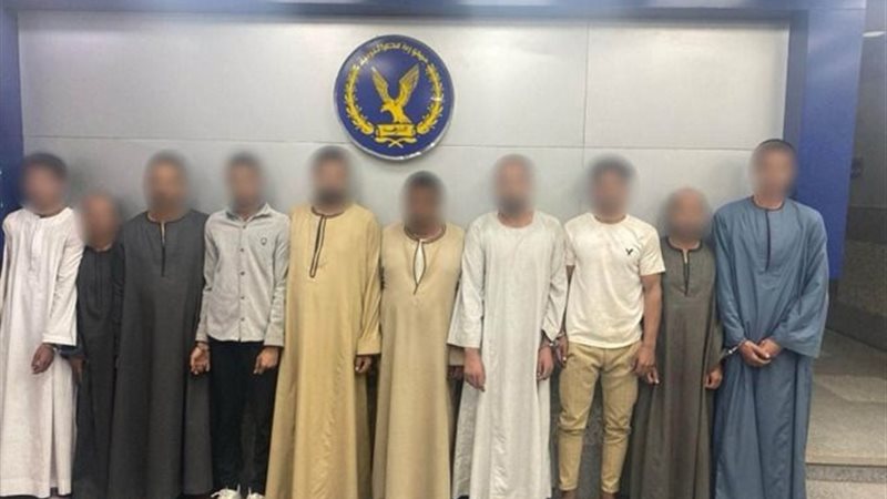 المتهمين والمضبوطات