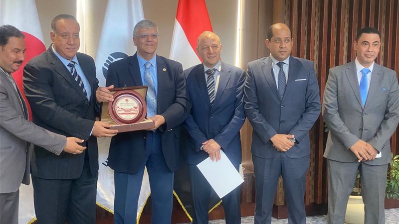 جانب من تكريم نقيب