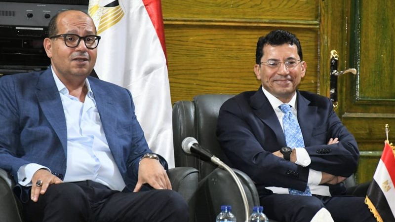 وزير الرياضة ورئيس