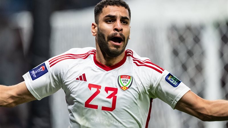 سلطان عادل لاعب منتخب