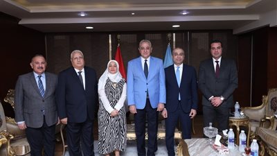 رئيس البنك الزراعي المصري يلتقي محافظ الغربية لتعزيز التنمية الزراعية وتحفيز الاستثمار بالمحافظة