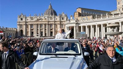 بابا الفاتيكان ..قيامة المسيح تدعونا أن يعيد الإنسان دوره كحارس للخليقة