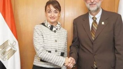 لتعزيز الشراكة الغذائية.. رئيس الهيئة القومية لسلامة الغذاء يستقبل سفيرة رومانيا