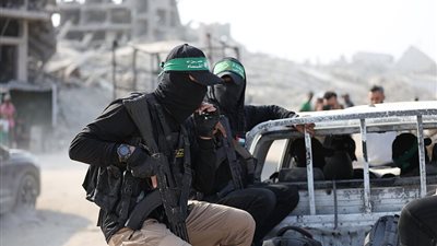 حماس تحذر من تقويض الاحتلال لاتفاق وقف إطلاق النار وتتمسك بالالتزامات