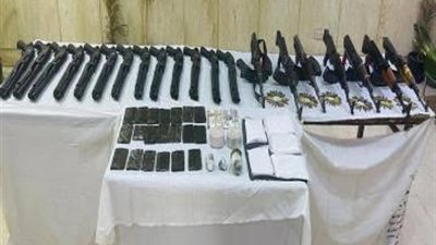 مقتل 3 عناصر إجرامية في سوهاج وضبط 374 كيلو مخدرات و98 قطعة سلاح