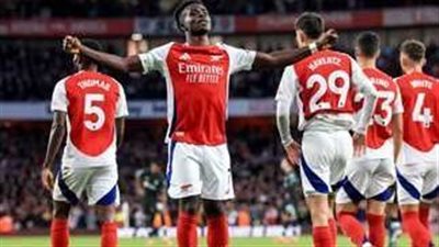 الدوري الإنجليزي.. أرسنال يتقدم بثنائية على توتنهام في الشوط الأول