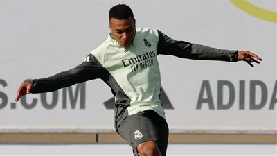 مبابي في الهجوم.. تشابي يدفع بالتشكيلة الأساسية أمام إلتشي في الليجا