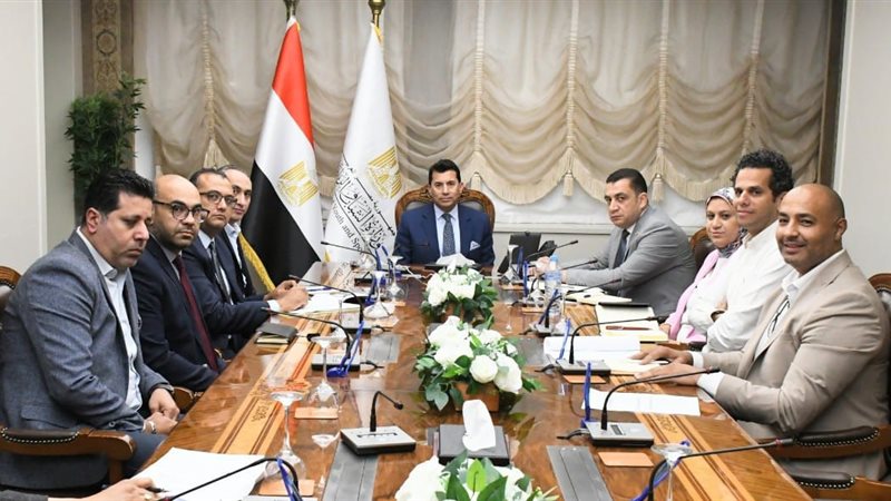 وزير الرياضة