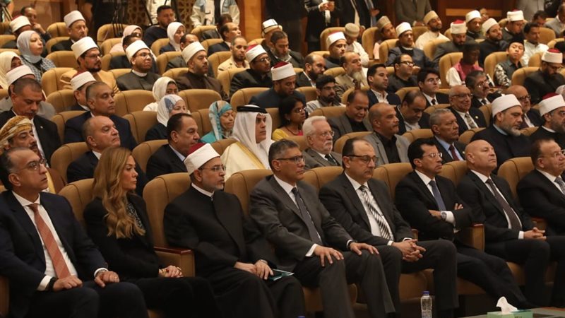 الوزراء والمحافظين