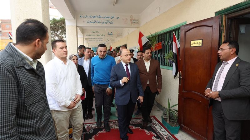 محافظ كفر الشيخ يتفقد