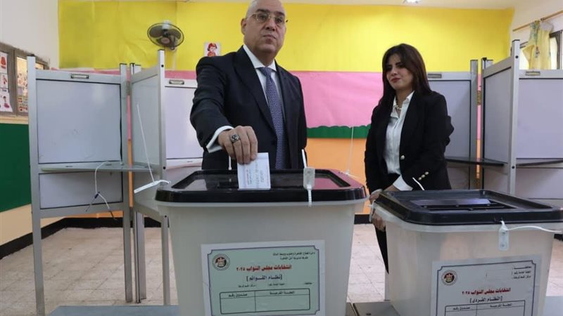 عاصم الجزار 