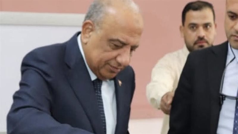 وزير الكهرباء 