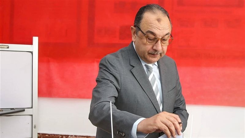  وزير قطاع الأعمال