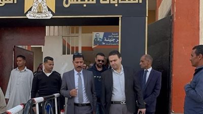 رئيس حزب العدل يواصل جولاته التفقدية لليوم الثاني من التصويت بلجان مدينة الشروق