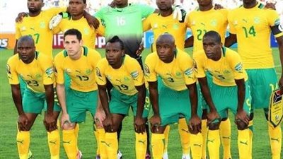 بأمم أفريقيا 2025.. أبرزهم بيرسي تاو يتصدر قائمة الغائبين بمنتخب جنوب أفريقيا