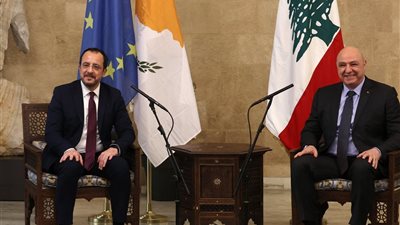 خطوة تاريخية.. لبنان وقبرص يوقعان اتفاقية لترسيم الحدود البحرية