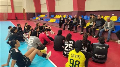 رسائل رئيس اتحاد اليد لمنتخب السيدات قبل المشاركة 