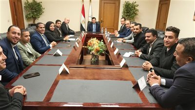 وزير الرياضة يجتمع بمجلس إدارة اتحاد الكيانات الشبابية لبحث آليات تطوير العمل الشبابي