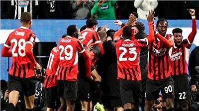 الدوري الإيطالي.. موعد مباراة ميلان ولاتسيو والقنوات الناقلة