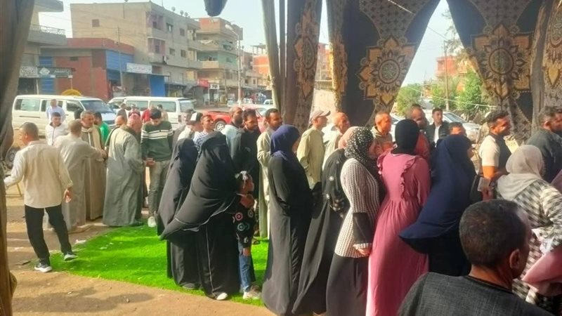 سباق ساخن في اليوم