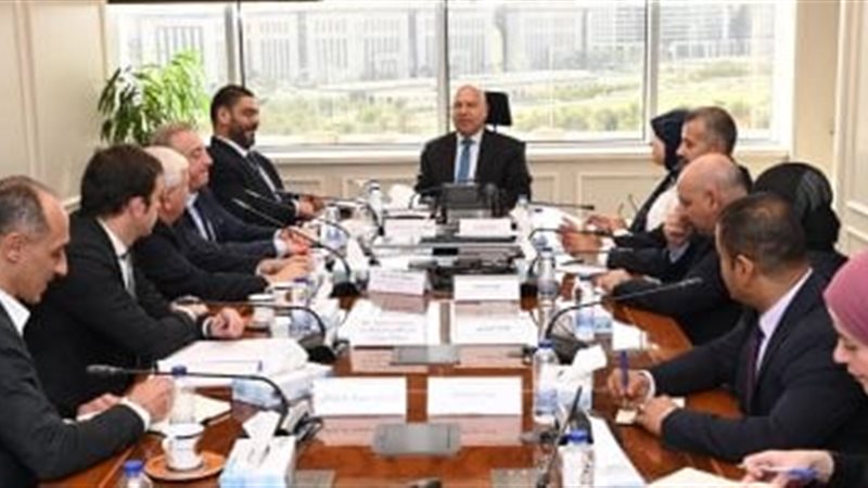 وزير الصناعة