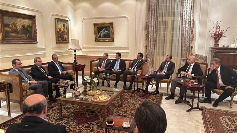 وزير الخارجية في