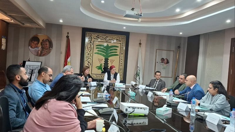 خلال الاجتماع