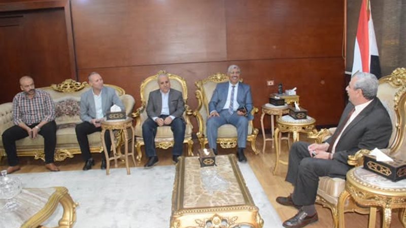 محافظ الغربية