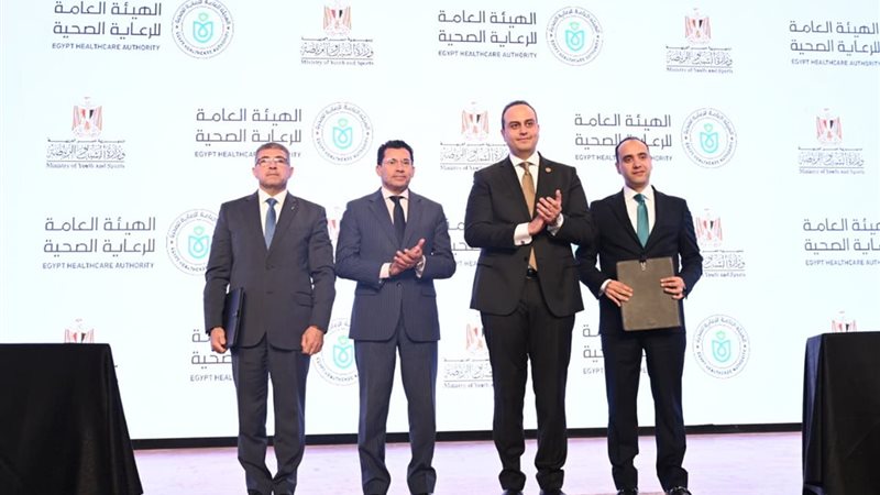 وزير الرياضة يشهد