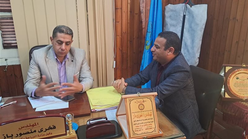 فكري منصور باز