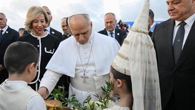 قداسة البابا لاون يصل الي لبنان في المحطة الثانية من رحلته الرعوية