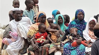 أهل الفاشر يفرون.. الآلاف يهربون من جحيم الحرب إلى مخيم طويلة والدبة 