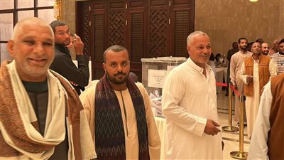 نشاط مكثف أمام القنصلية المصرية بالرياض خلال إعادة تصويت المرحلة الأولى لانتخابات مجلس النواب